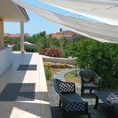 Apartment La Onthe Coast Allergyfree Capitana