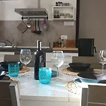 La Onthe Coast Allergyfree Apartment